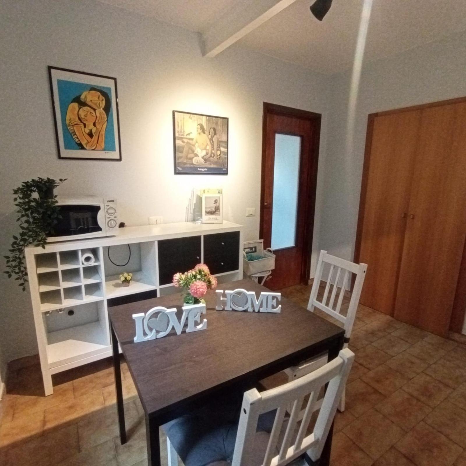 Mamma Mia Bed And Breakfast Уджате Экстерьер фото